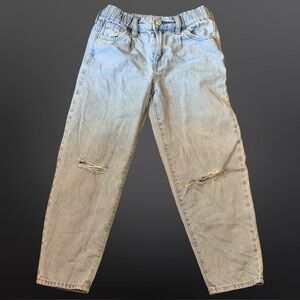 Girls Gap Kids Barrel Jeans Size 8 Distressed Light Wash Trendy